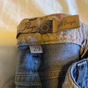 Paige jeans size 29